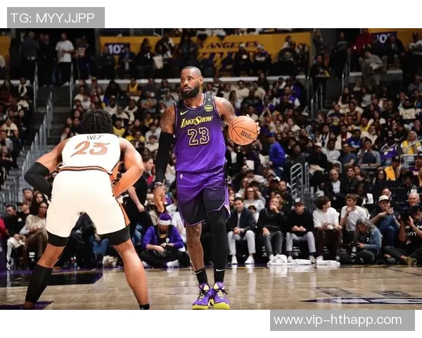 勒布朗强势回归助湖人逆袭活塞豪取11连胜勇士迎战高大阵容挑战 勒布朗强势回归助湖人逆袭活塞豪取11连胜勇士迎战高大阵容挑战