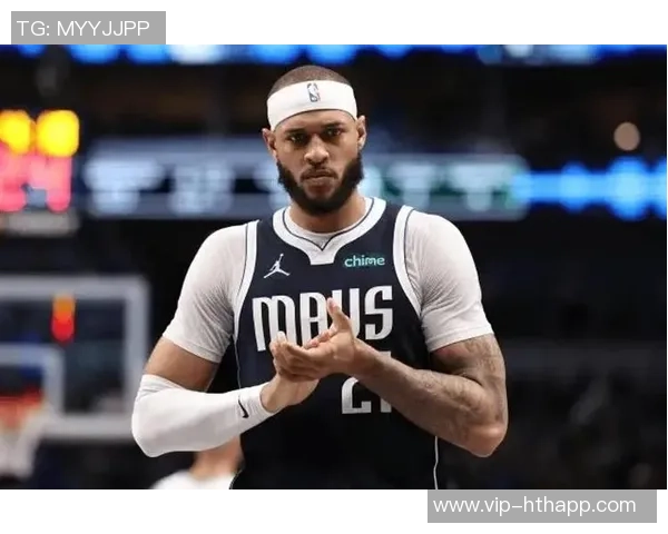 加福德谈右脚踝扭伤事故称踩到浓眉脚上意外难以避免 加福德谈右脚踝扭伤事故称踩到浓眉脚上意外难以避免